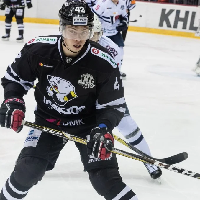 Александр Шаров